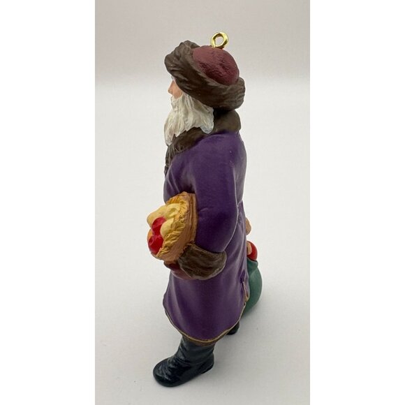 Hallmark Keepsake Merry Olde Santa Claus Christmas Ornament Fruit Basket 1995 - Picture 5 of 8